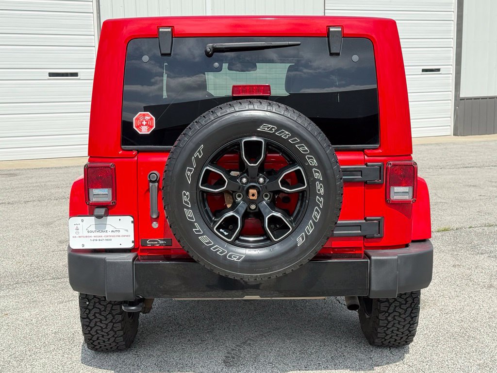Used 2018 Jeep Wrangler Unlimited Sahara AWD/4WD image 8