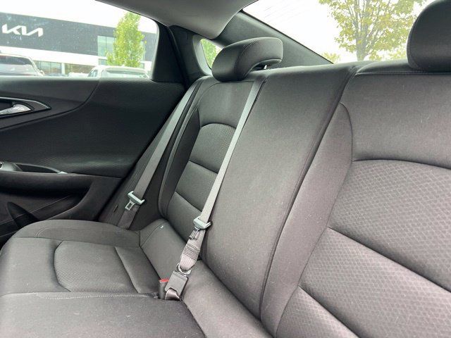Used 2020 Chevrolet Malibu RS FWD image 30