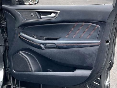 Used 2020 Ford Edge ST-Line image 24