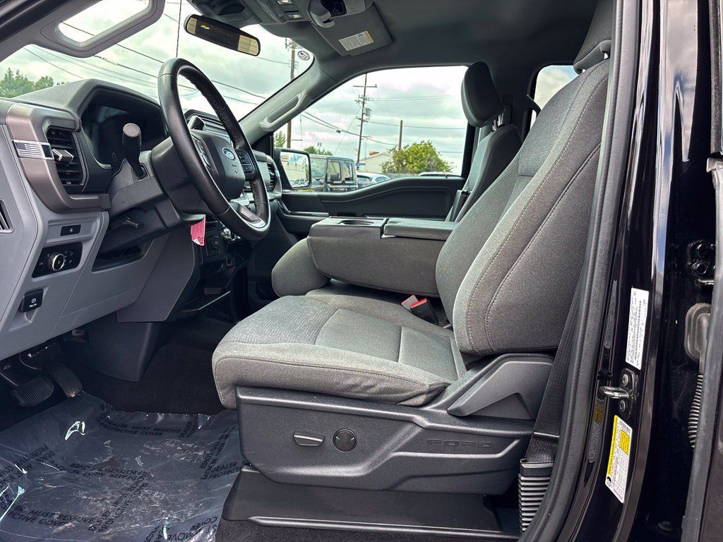 Used 2025 Ford F150 XLT w/ Equipment Group 301A Standard RWD image 10