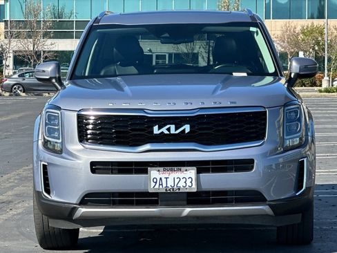 Used 2022 Kia Telluride EX w/ EX Premium Package image 9