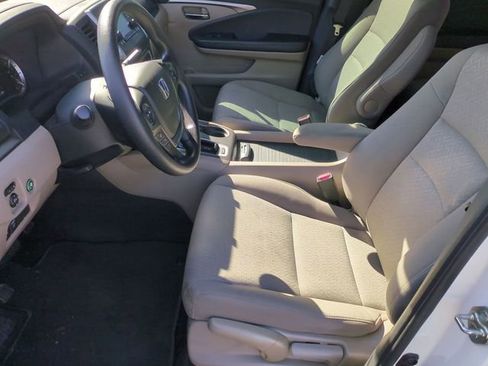 Used 2017 Honda Ridgeline RTS image 13