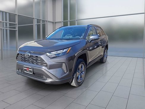 New 2025 Toyota RAV4 XLE image 4
