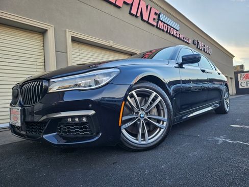 Used 2019 BMW 750i xDrive w/ Executive Package image 38