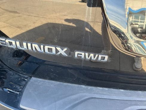 Used 2017 Chevrolet Equinox LT w/ Midnight Edition AWD/4WD image 10