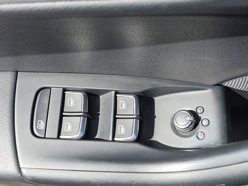 Used 2017 Audi Q3 2.0T Premium FWD image 21