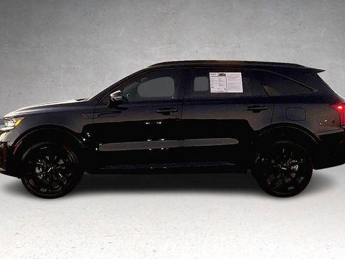 Certified 2023 Kia Sorento SX image 3