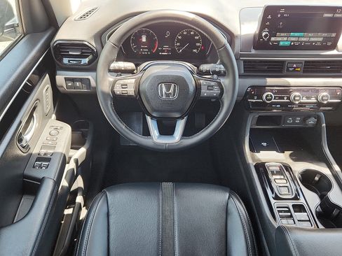 Used 2023 Honda Pilot EX-L image 12