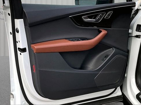 Used 2023 Audi Q7 2.0T Premium w/ Towing Package image 20