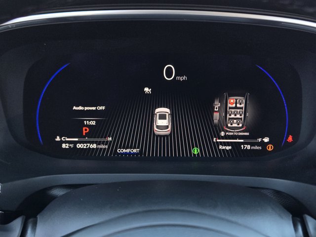 Certified 2026 Acura MDX w/ Technology Package FWD image 16
