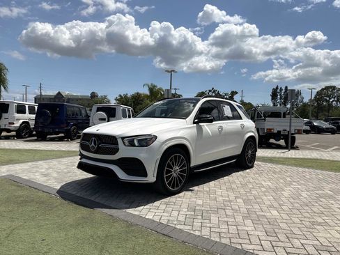 Certified 2020 Mercedes-Benz GLE 580 4MATIC image 2