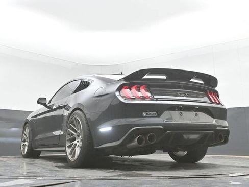 Used 2022 Ford Mustang GT RWD image 33