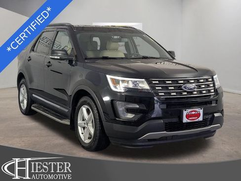 Used 2017 Ford Explorer XLT w/ Equipment Group 202A AWD/4WD image 1