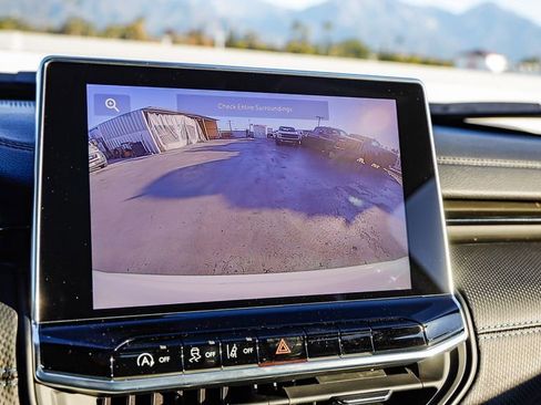 New 2026 Jeep Compass Latitude image 24