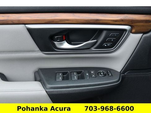 Used 2017 Honda CR-V Touring image 24