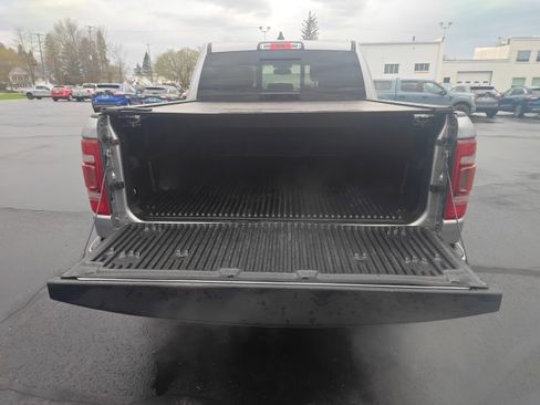 Used 2020 RAM 1500 Laramie w/ Sport Appearance Package AWD/4WD image 14