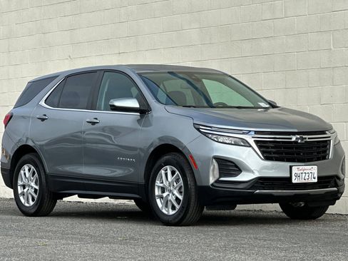 Certified 2024 Chevrolet Equinox LT image 2