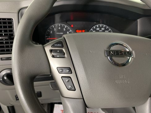 Used 2019 Nissan NV 2500 SV RWD image 17