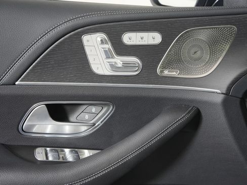 Certified 2025 Mercedes-Benz GLE 580 4MATIC image 31