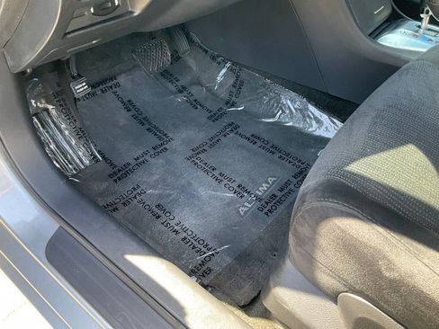 Used 2010 Nissan Altima 2.5 S w/ Convenience Plus Pkg image 20