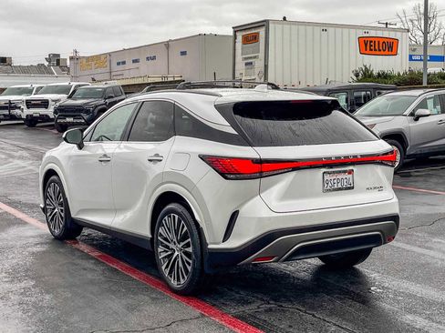 Used 2025 Lexus RX 350 Premium Plus w/ Convenience Package image 2