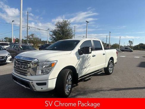 Certified 2024 Nissan Titan SV w/ SV Convenience Package image 4