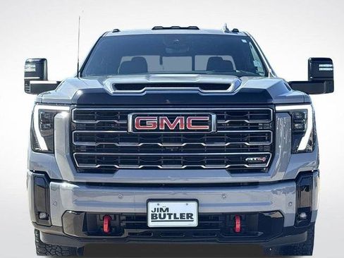 Used 2025 GMC Sierra 2500 AT4 w/ AT4 Premium Plus Package AWD/4WD image 11