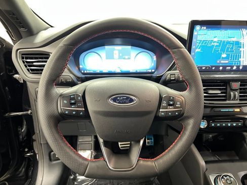 Used 2024 Ford Escape ST-Line Elite w/ Premium Technology Package AWD/4WD image 16