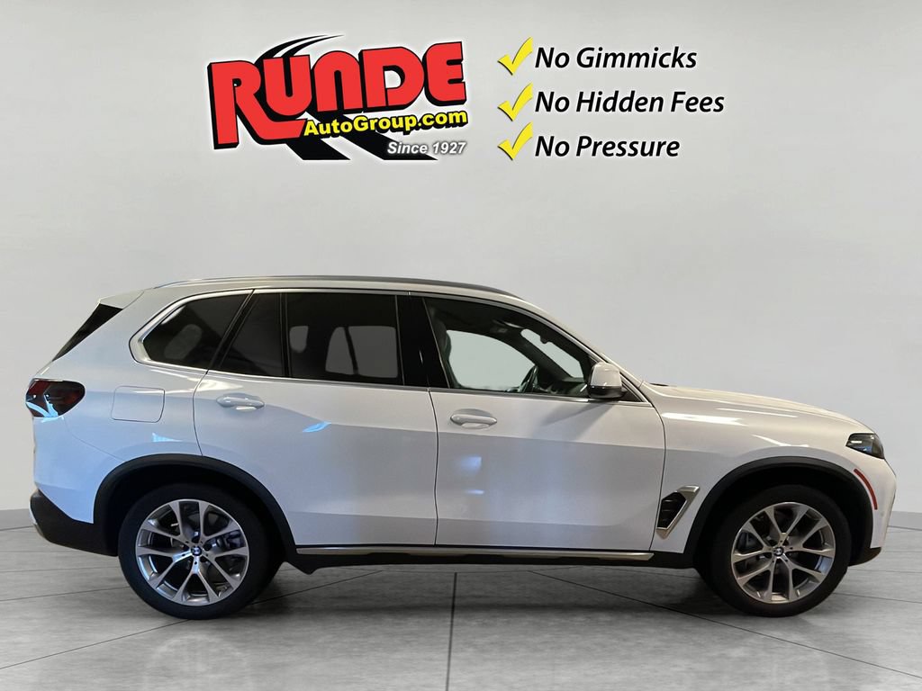 Used 2024 BMW X5 xDrive40i w/ Premium Package AWD/4WD image 7