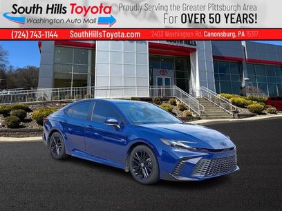 Used 2025 Toyota Camry SE w/ Multimedia Upgrade Package