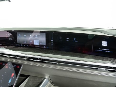 Used 2026 Cadillac Escalade V w/ LPO, ONYX Package AWD/4WD image 29