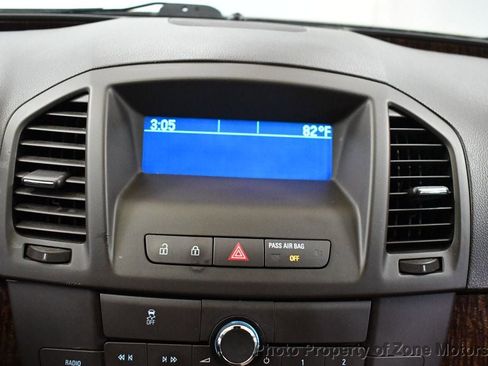 Used 2012 Buick Regal Leather image 37