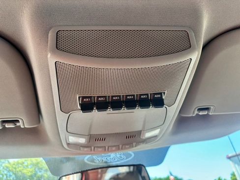 Used 2017 Ford F350 XL w/ Power Equipment Group AWD/4WD image 27