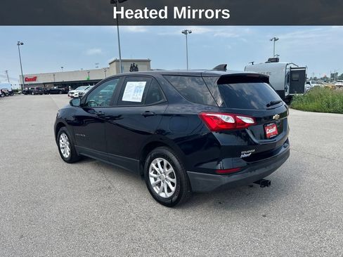 Used 2020 Chevrolet Equinox LS w/ LS Convenience Package AWD/4WD image 3