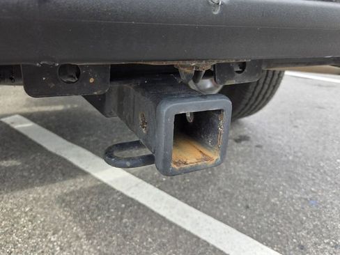 Used 2017 Ford F150 XLT image 12