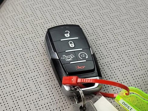 Used 2025 RAM 1500 Laramie w/ Laramie Southwest Edition image 37