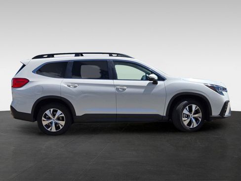 Used 2023 Subaru Ascent Premium w/ Convenience Package AWD/4WD image 3