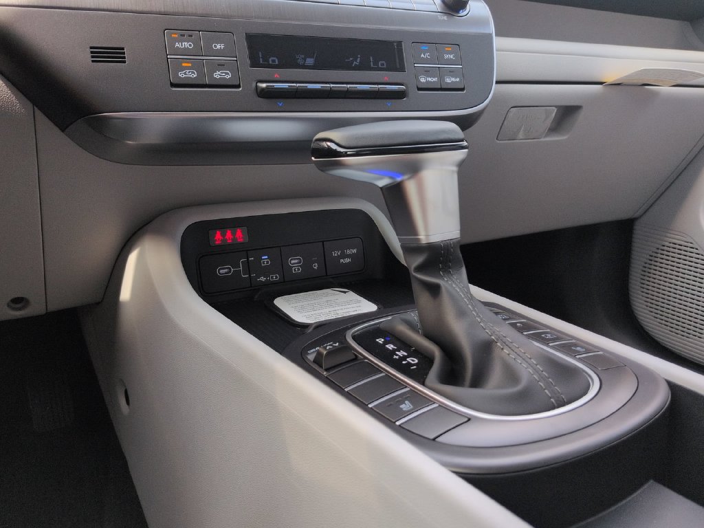 New 2027 Hyundai Kona SEL Sport FWD image 25