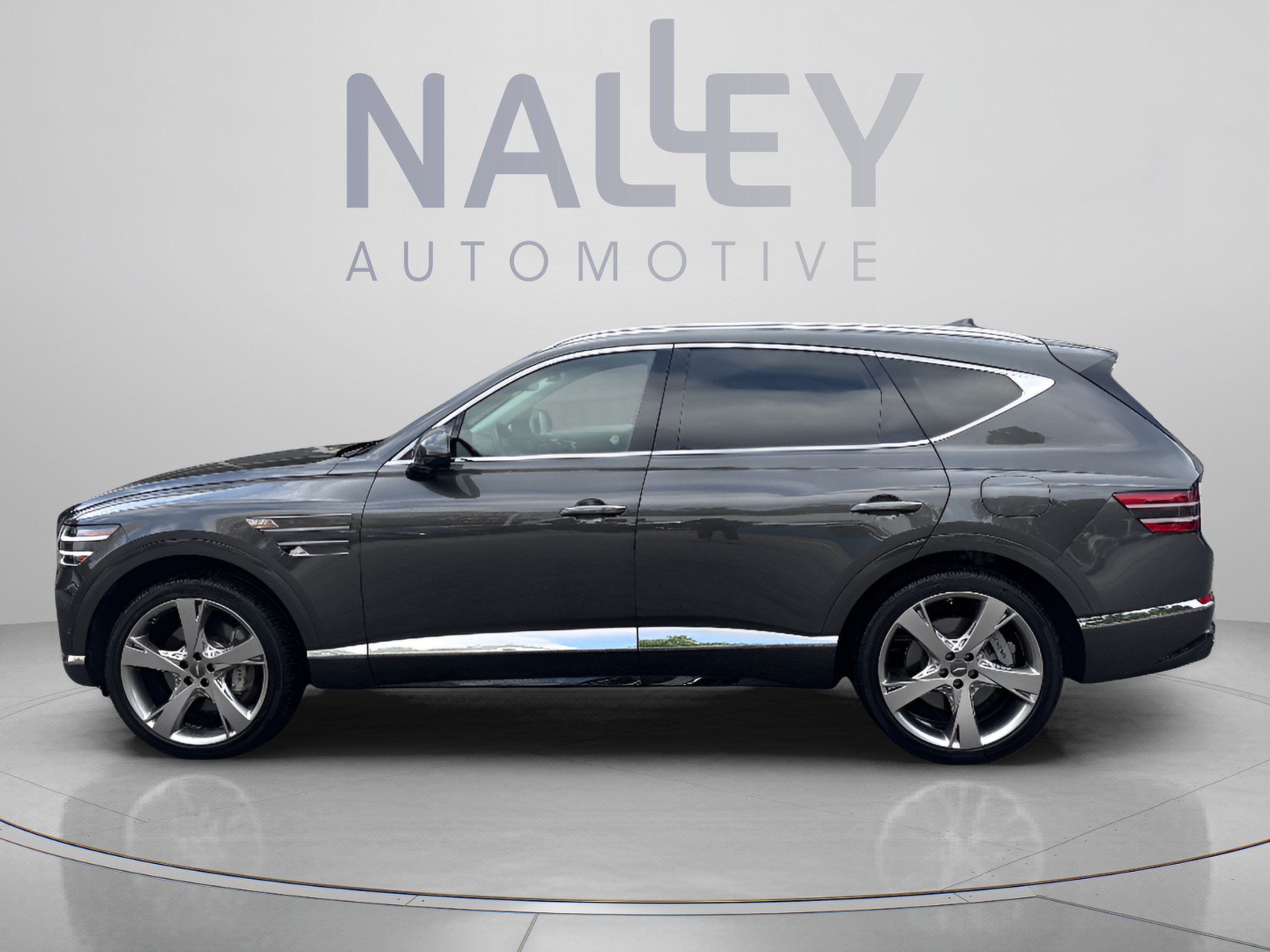 Used 2024 Genesis GV80 3.5T w/ Prestige Package AWD/4WD image 2