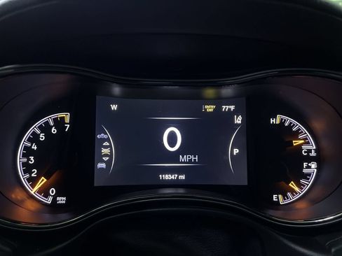 Used 2020 Jeep Grand Cherokee High Altitude AWD/4WD image 16