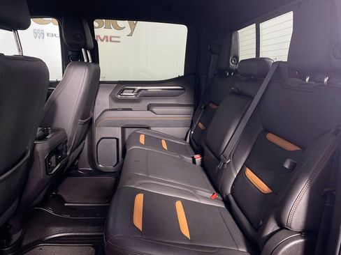 Used 2023 GMC Sierra 1500 AT4 w/ AT4 Premium Package AWD/4WD image 21