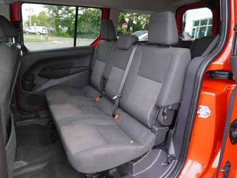 Used 2015 Ford Transit Connect XL FWD image 10