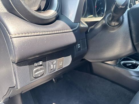 Used 2018 Toyota RAV4 XLE w/ Plus Extra Value Package AWD/4WD image 28