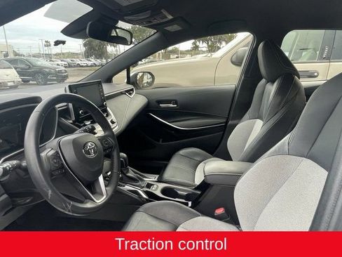 Used 2019 Toyota Corolla XSE image 8