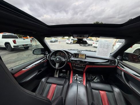 Used 2018 BMW X5 M AWD/4WD image 38