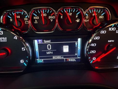 Used 2019 Chevrolet Tahoe Premier AWD/4WD image 22