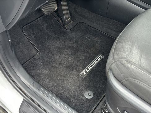 Certified 2023 Hyundai Tucson SEL FWD image 13