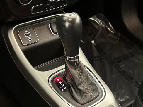 Used 2018 Jeep Compass Latitude image 16