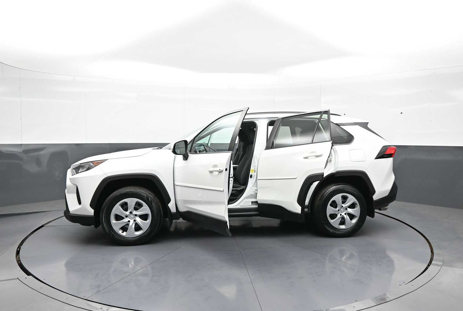 Used 2019 Toyota RAV4 LE w/ All Weather Liner Package AWD/4WD image 41
