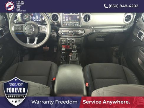 Used 2023 Jeep Wrangler Unlimited Rubicon 4xe AWD/4WD image 14